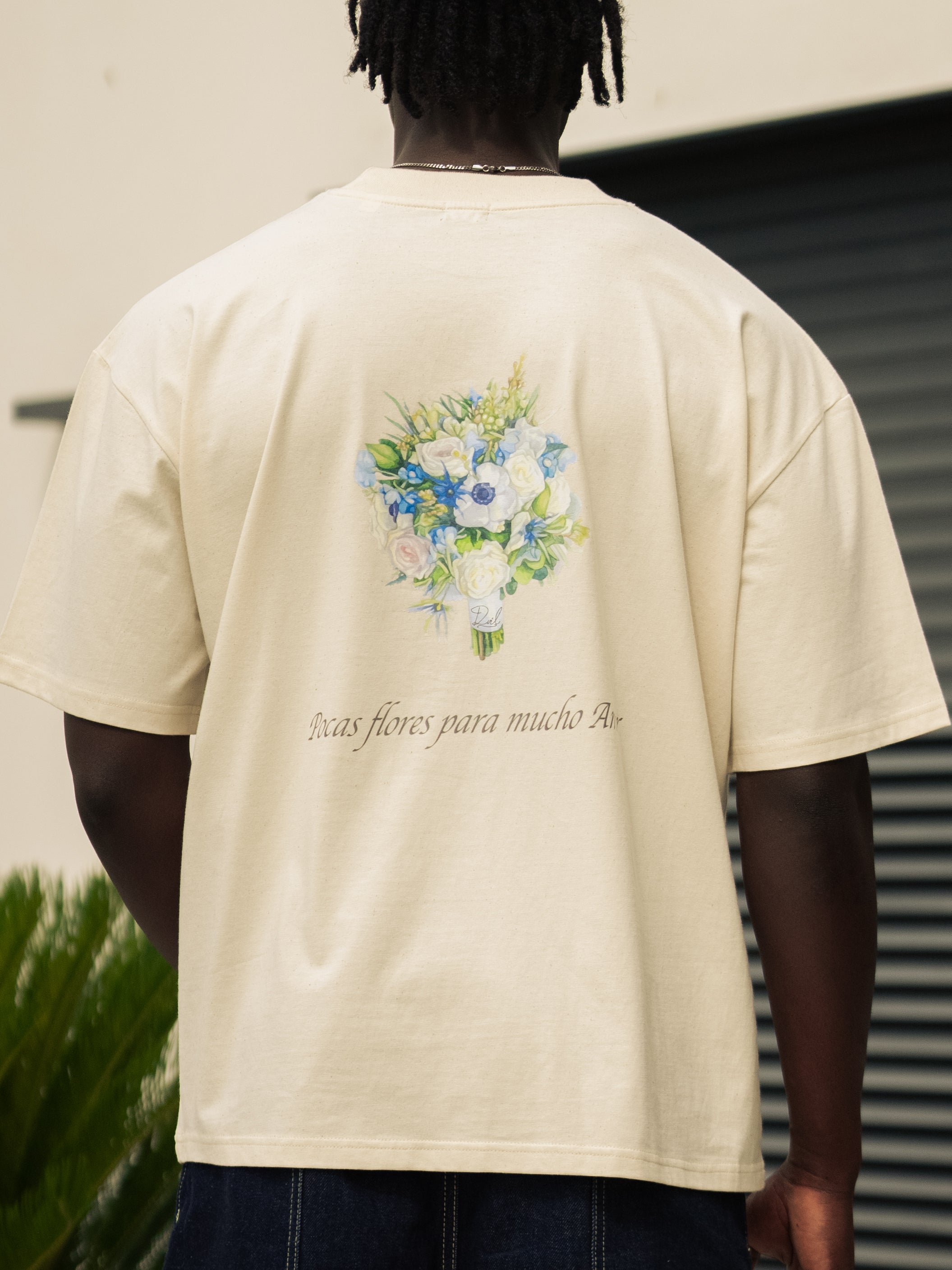 MUCHO AMOR TEE