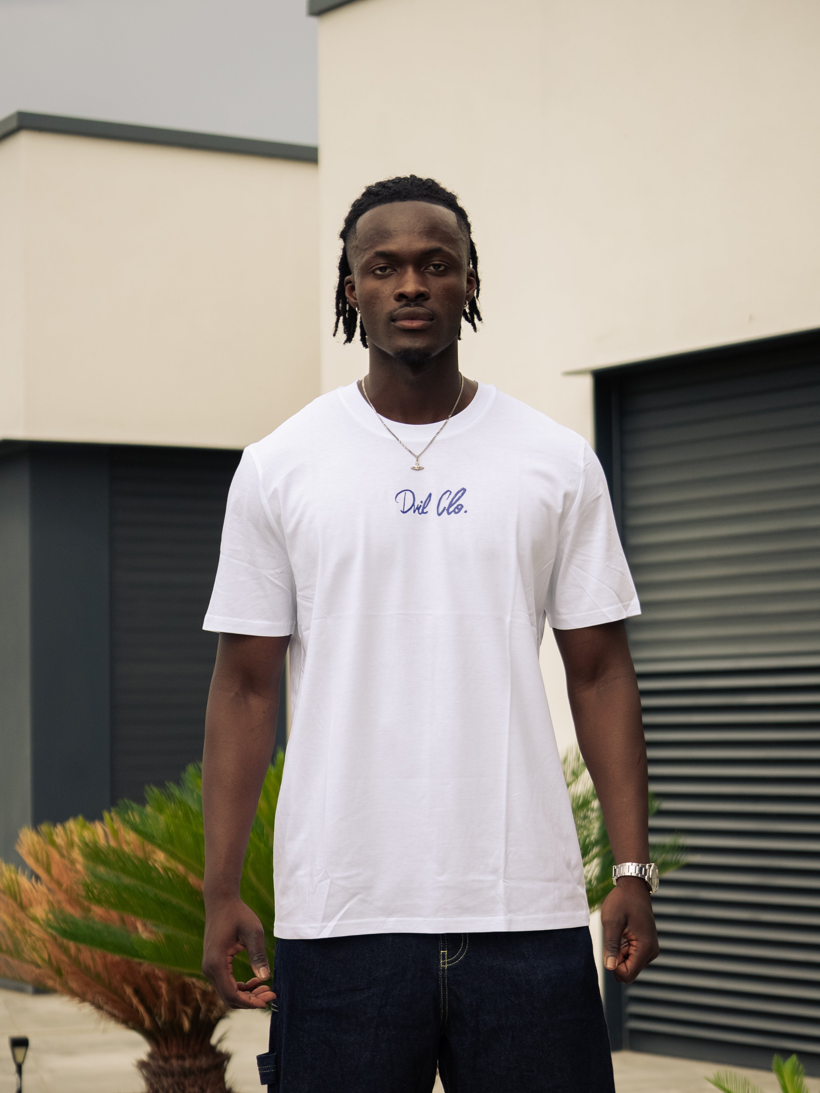 NO DILEMA TEE