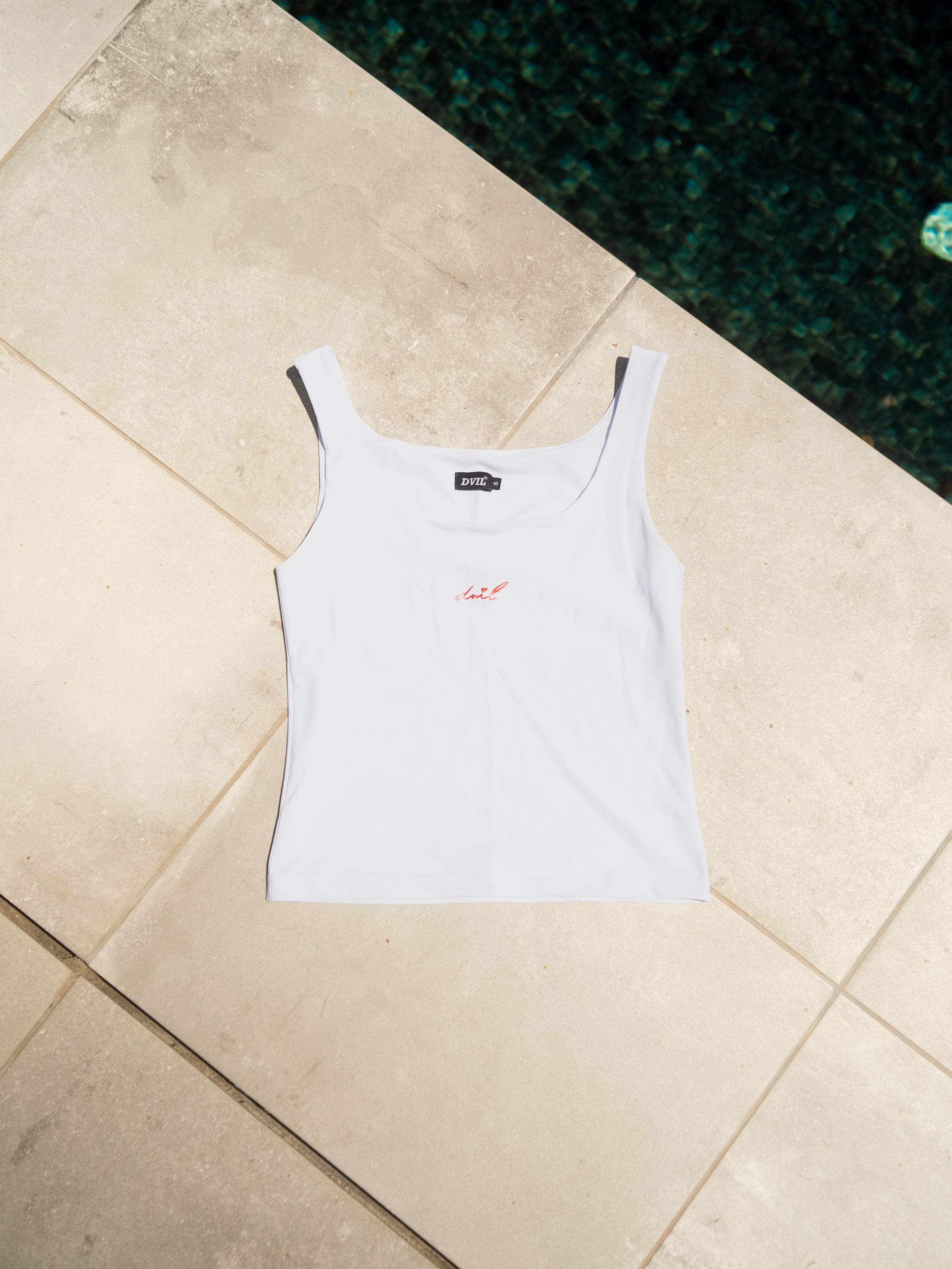 WHITE & RED DVIL TOP