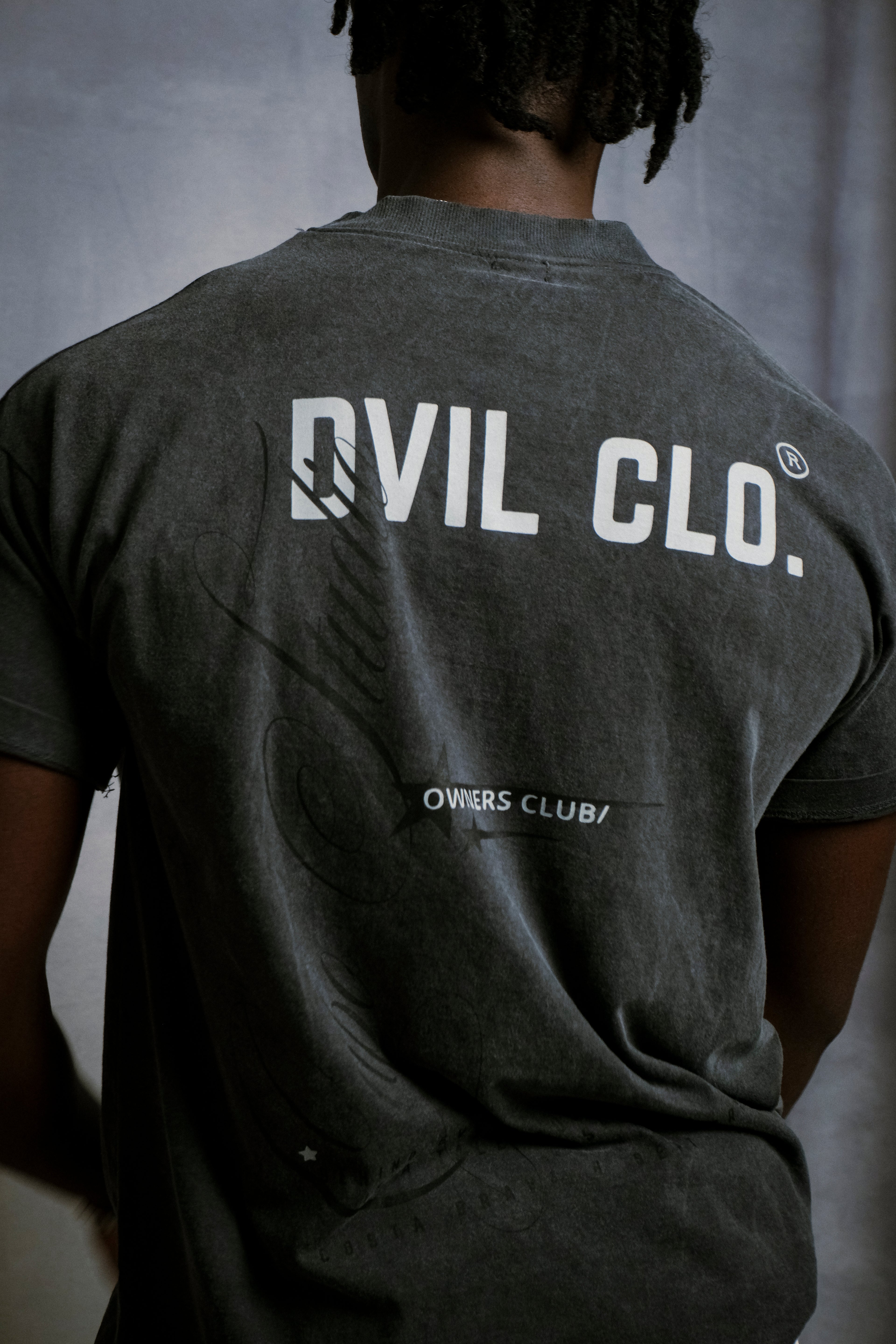 DVIL & CAPO STUDIO TEE